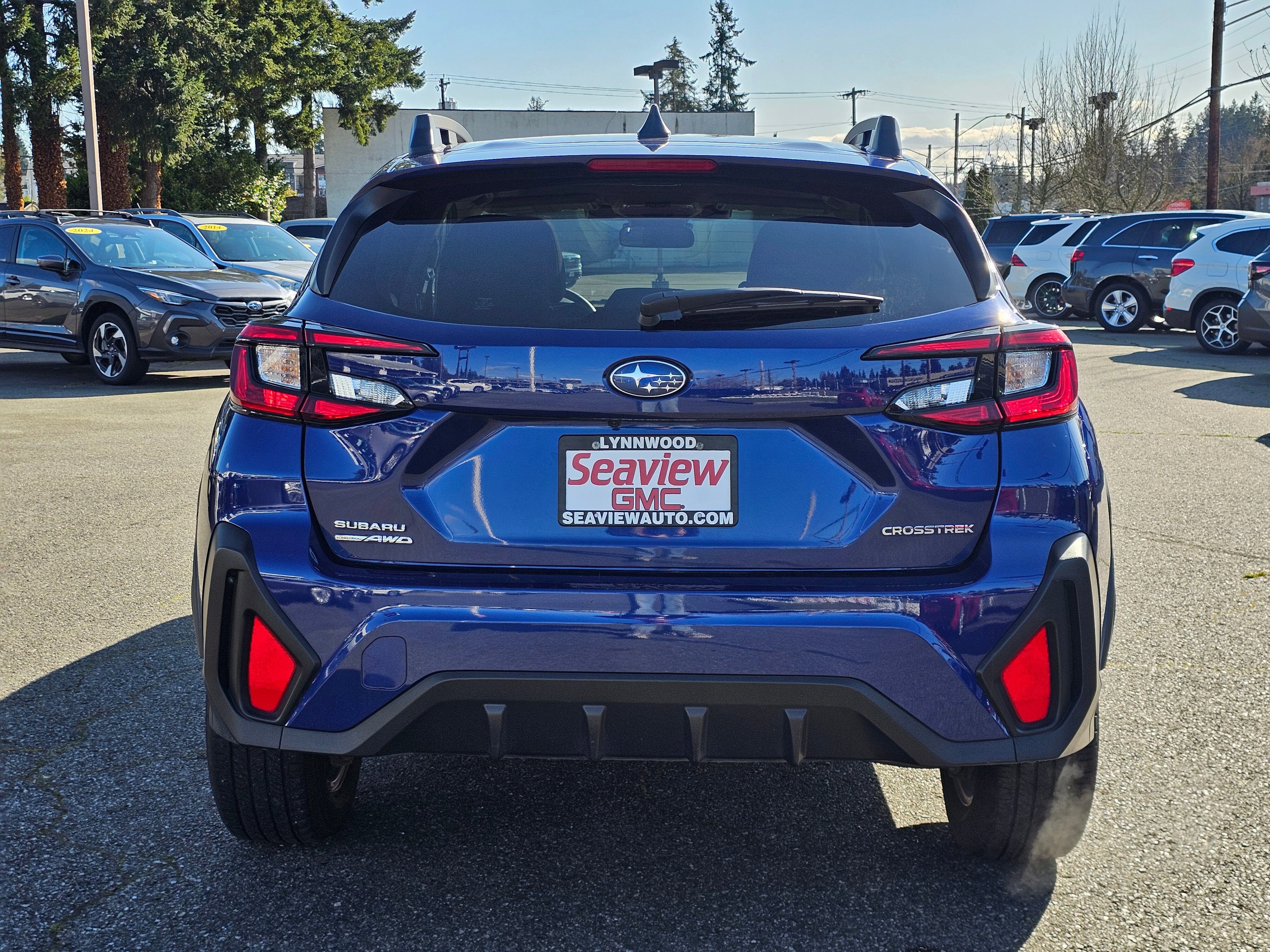 Used 2024 Subaru Crosstrek 2.0i Premium AWD/4WD image 6