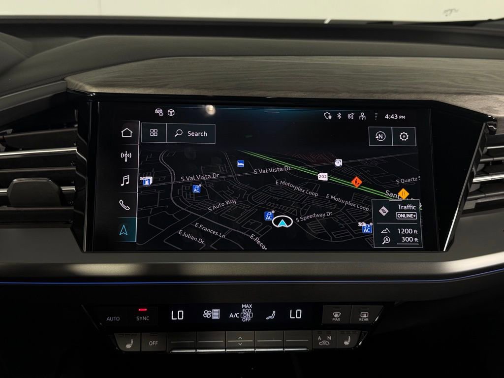 Used 2025 Audi Q4 e-tron Premium Plus w/ Premium Plus image 32