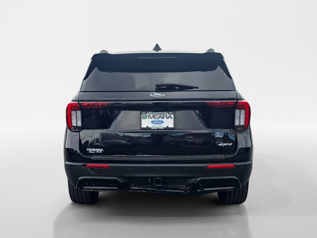 Used 2025 Ford Explorer ST-Line w/ ST-Line Street Pack image 4