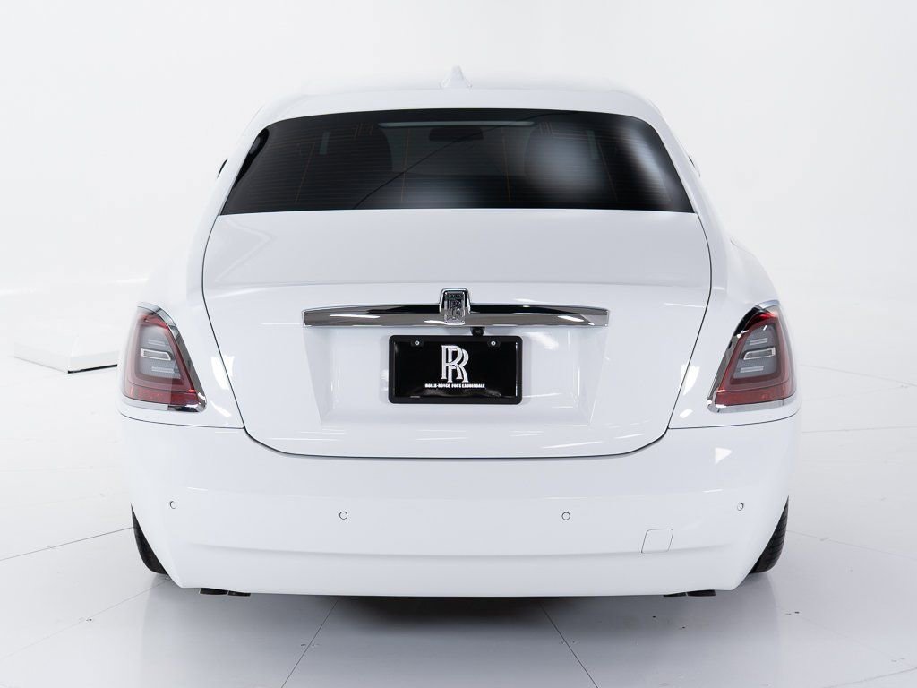 Certified 2022 Rolls-Royce Ghost w/ Ghost Package AWD/4WD image 4