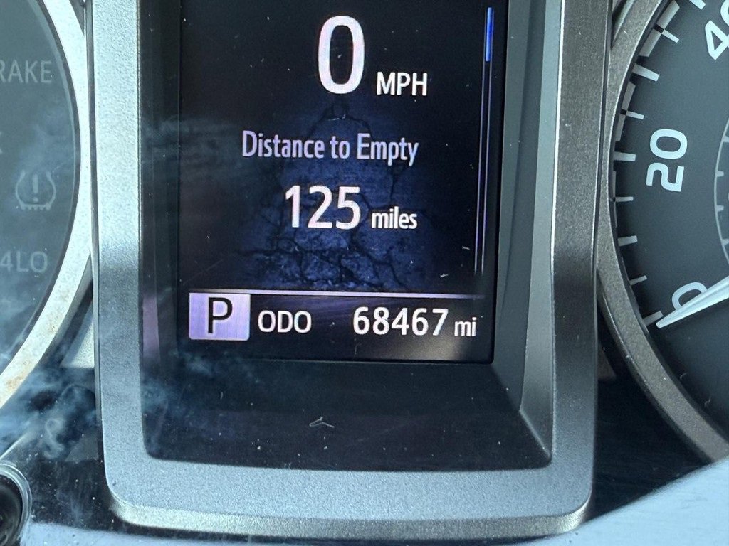 Certified 2022 Toyota Tacoma Limited image 23