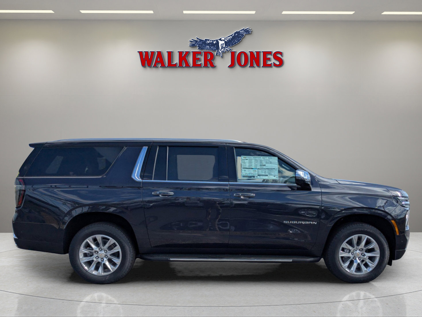 New 2025 Chevrolet Suburban Premier image 3