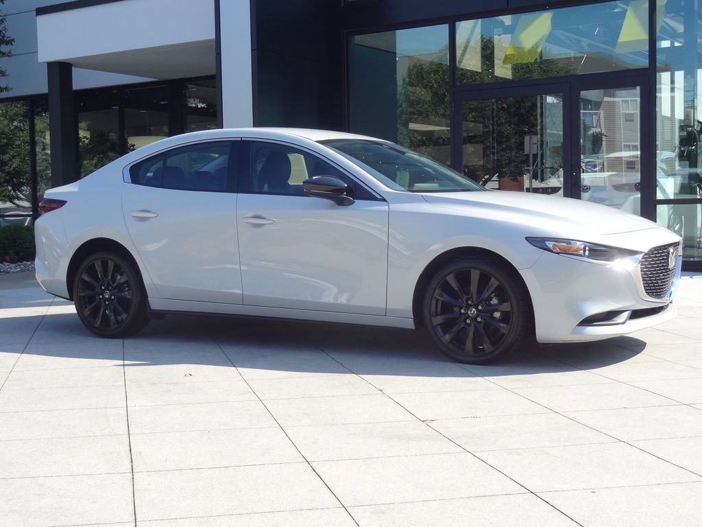Used 2025 MAZDA MAZDA3 s FWD image 2