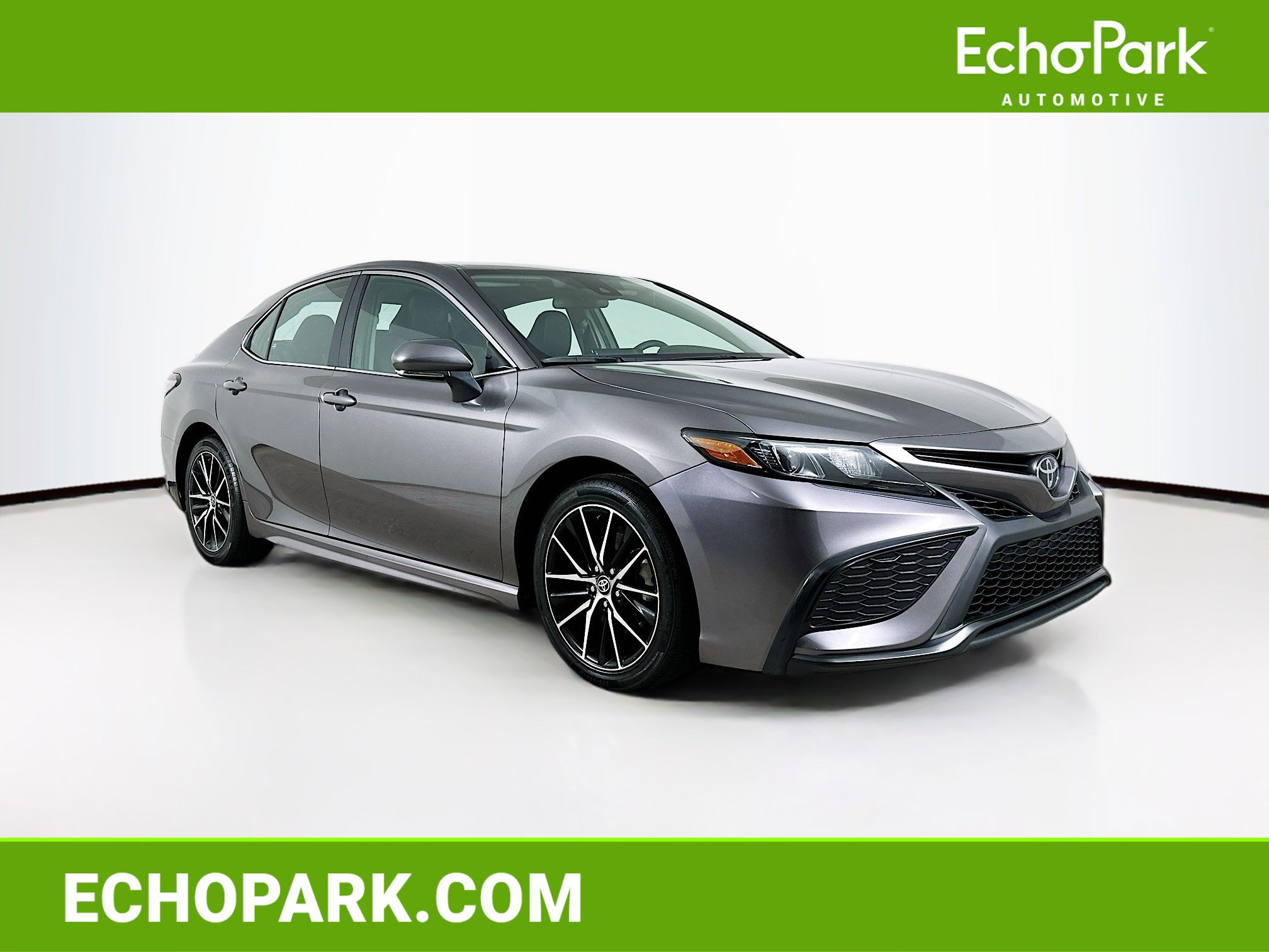 Used 2024 Toyota Camry SE video 1