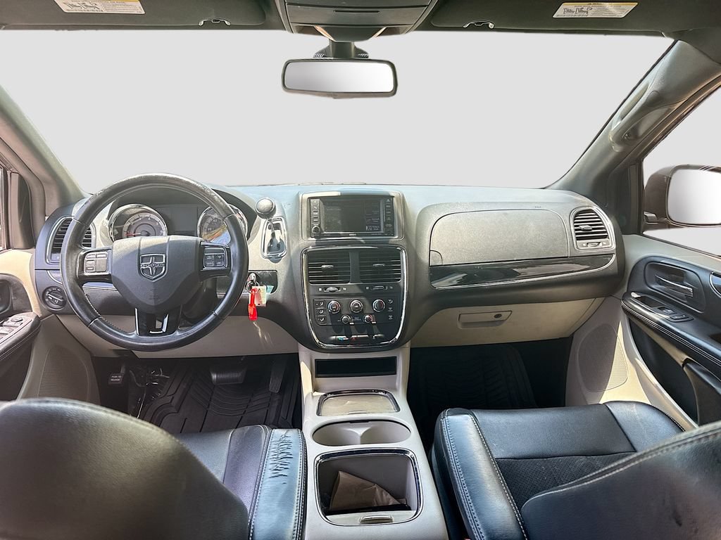 Used 2020 Dodge Grand Caravan SXT FWD image 24