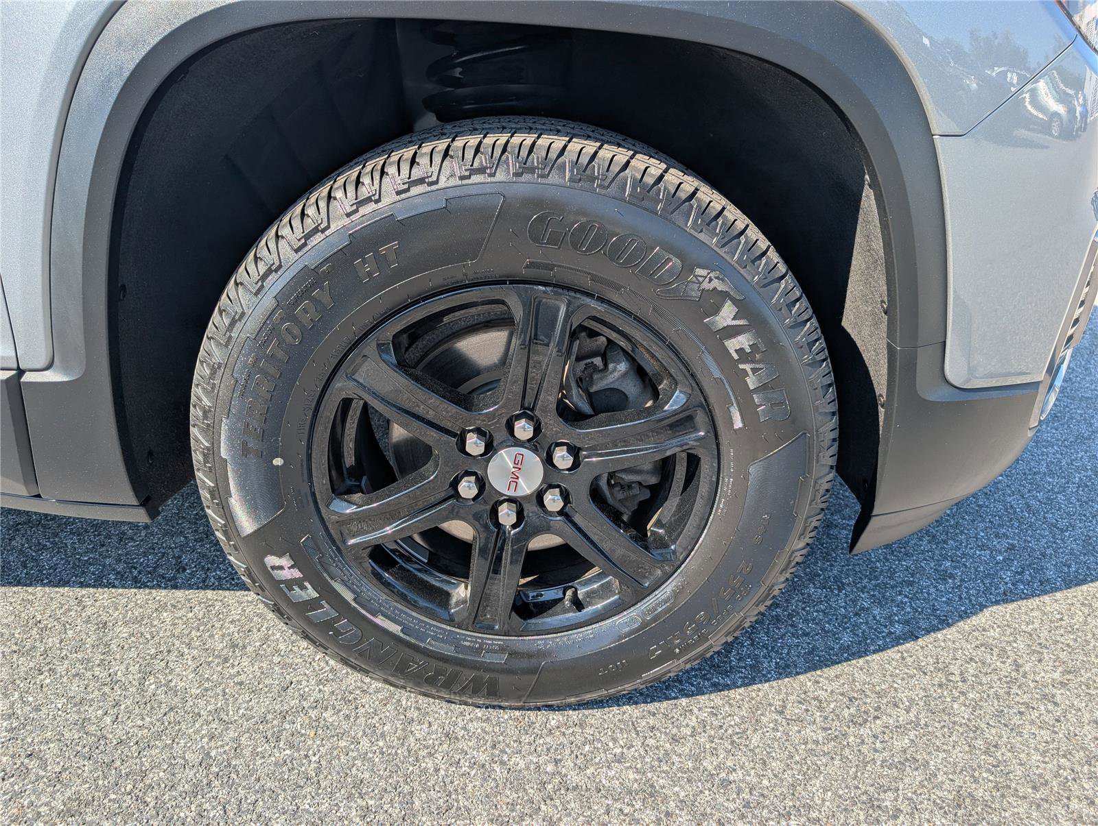 Used 2023 GMC Acadia AT4 w/ Trailering Package AWD/4WD image 9