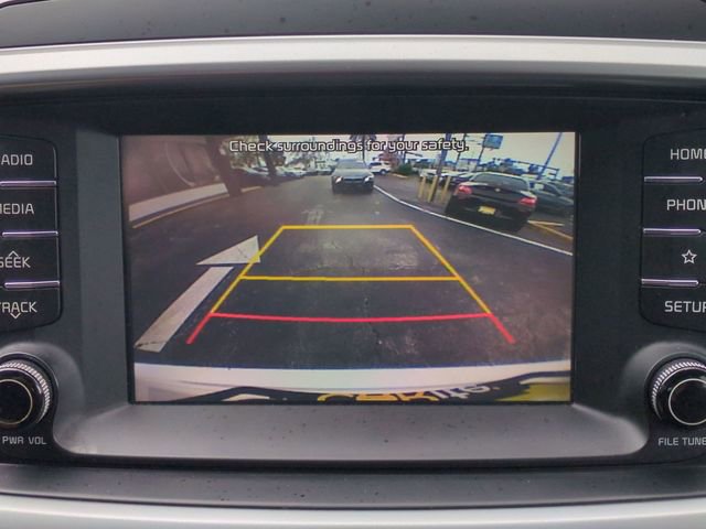 Used 2020 Kia Sorento S image 17