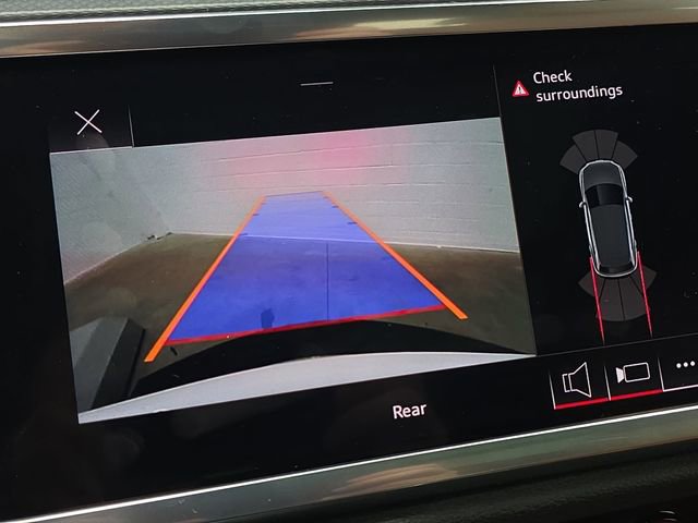 Used 2022 Audi Q3 2.0T Premium w/ Convenience Package AWD/4WD image 23