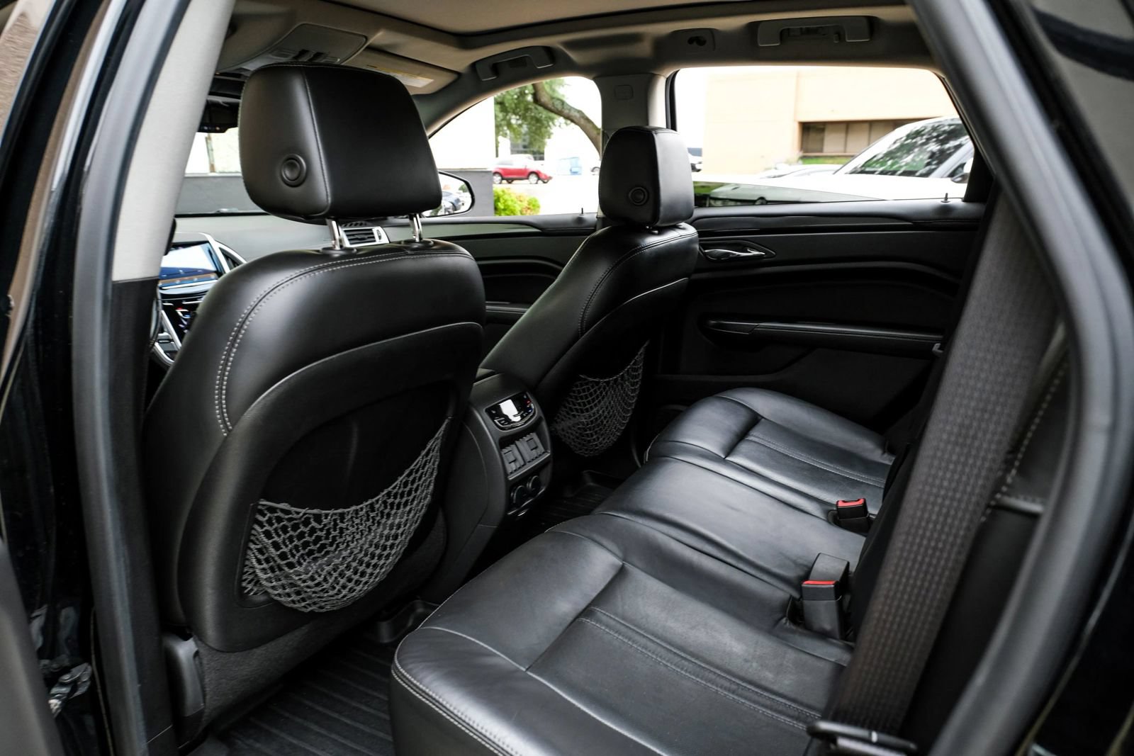 Used 2016 Cadillac SRX Premium w/ Driver Assist Package FWD image 39