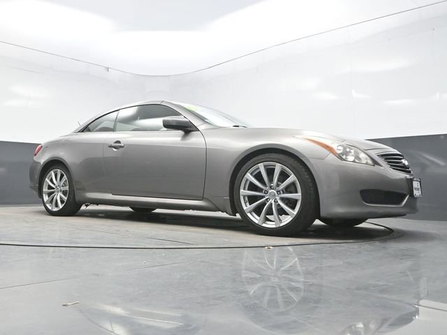 Used 2009 INFINITI G37 Convertible w/ Premium Pkg RWD image 27