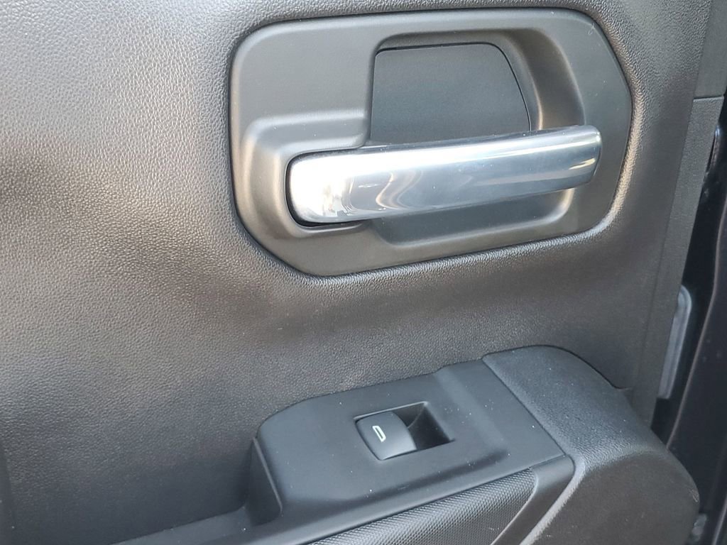 Used 2023 Chevrolet Silverado 1500 Custom image 44