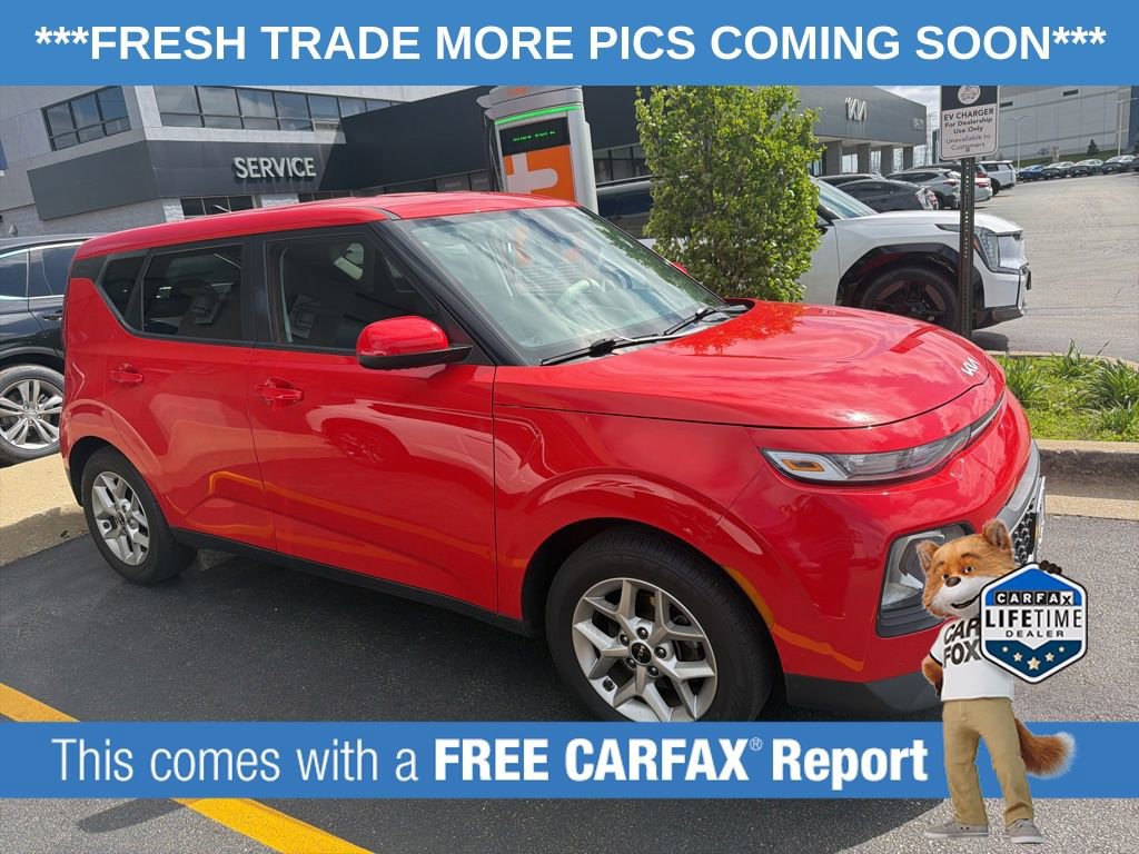 Certified 2022 Kia Soul LX w/ Technology Package image 3