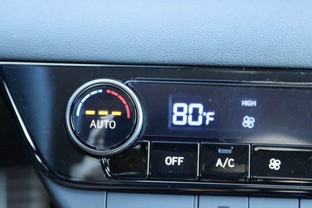 New 2026 Hyundai Elantra Sport image 17