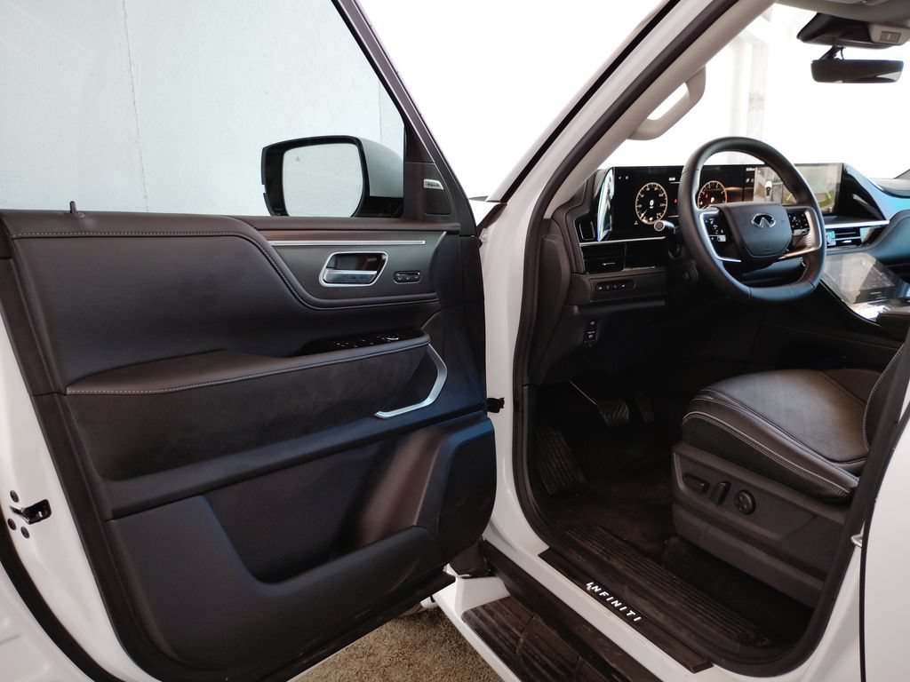Used 2026 INFINITI QX80 Luxe w/ Cargo Package AWD/4WD image 22