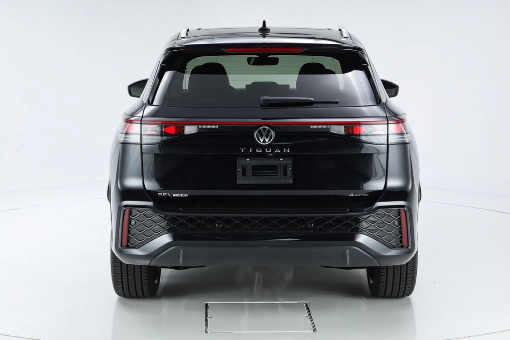 New 2026 Volkswagen Tiguan SEL R-Line AWD/4WD image 8