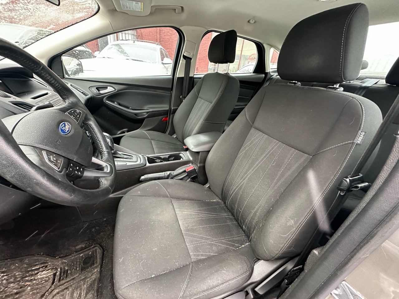 Used 2016 Ford Focus SE w/ SE Cold Weather Package image 20