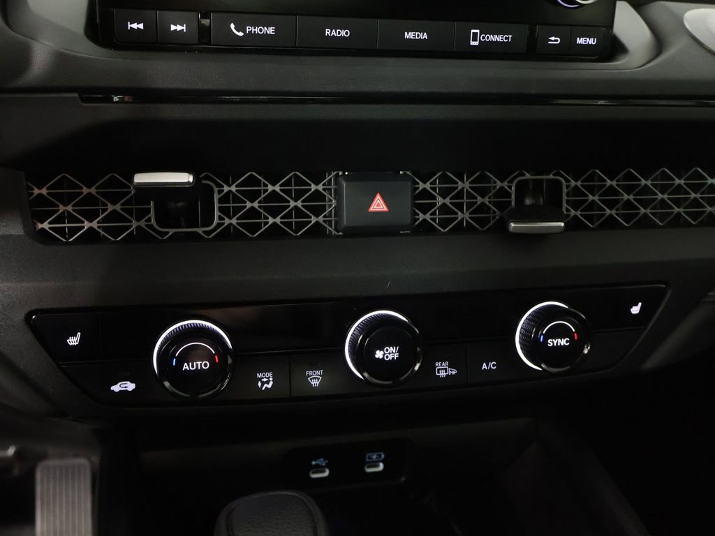 Used 2025 Honda Accord SE image 43