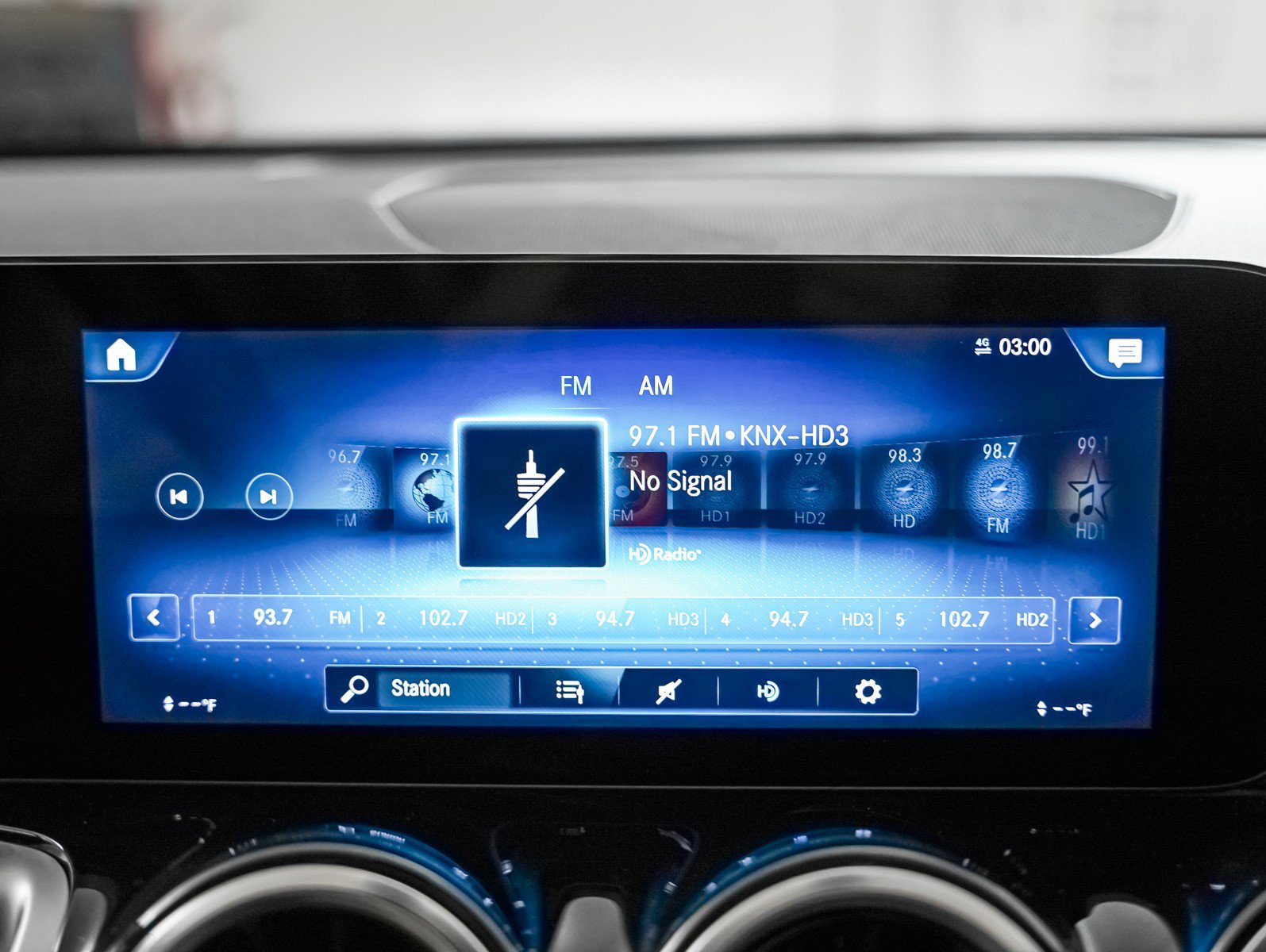 Certified 2022 Mercedes-Benz GLB 250 image 21