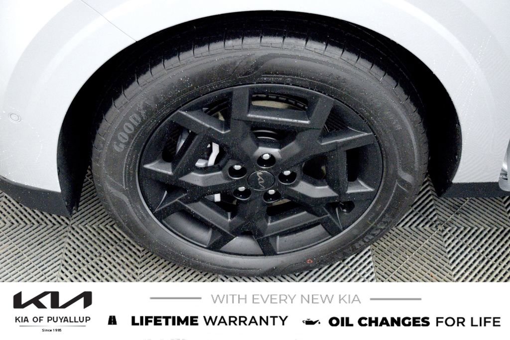 New 2026 Kia Carnival SX image 21