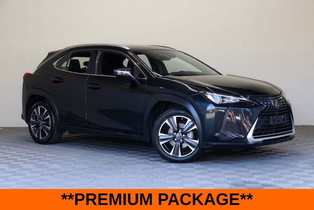 Used 2020 Lexus UX 200 w/ Premium Package FWD image 2