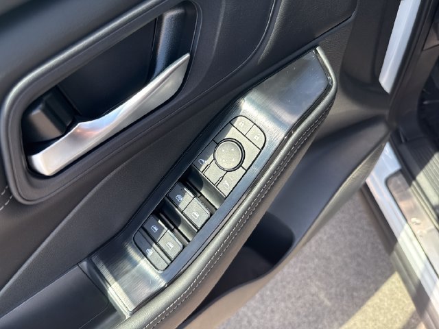 New 2026 Nissan Rogue Dark Armor AWD/4WD image 11