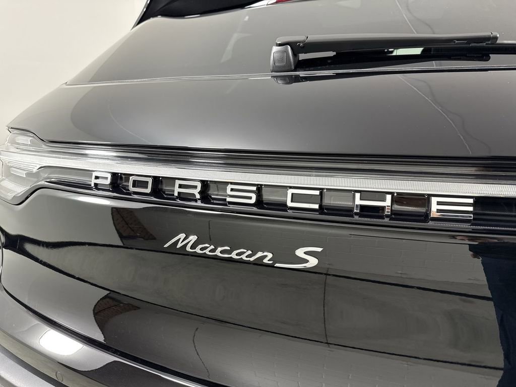 New 2026 Porsche Macan S AWD/4WD image 18