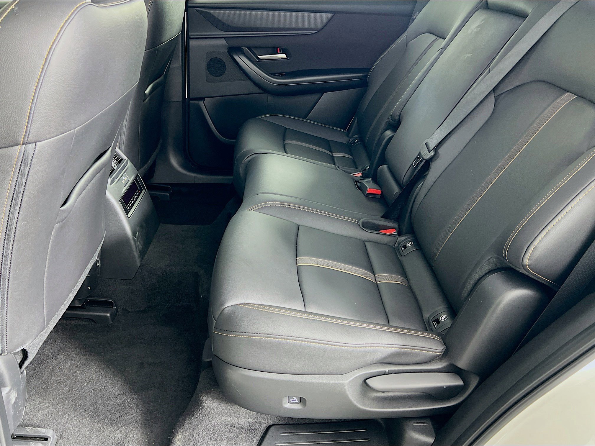 Used 2025 MAZDA CX-90 3.3 Turbo w/ Select Package image 5