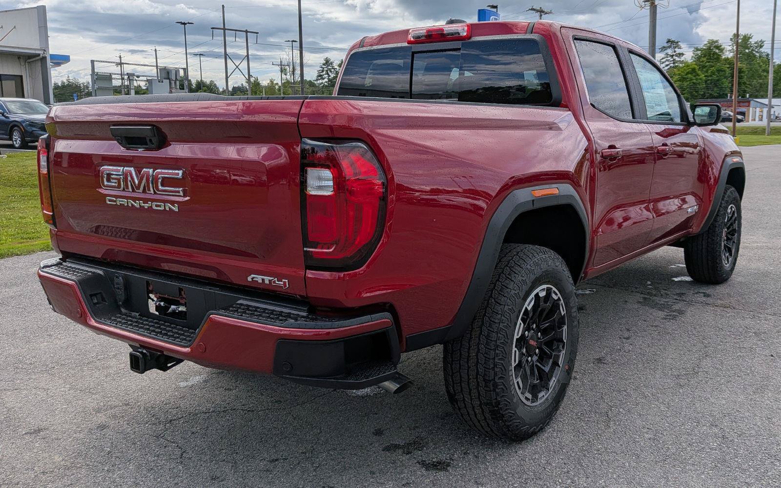 New 2026 GMC Canyon AT4 w/ Technology Plus Package AWD/4WD image 8