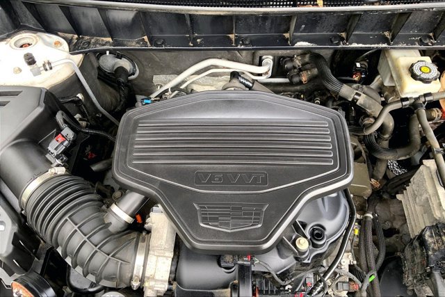 Used 2018 Cadillac XT5 Luxury w/ Driver Awareness Package AWD/4WD image 32