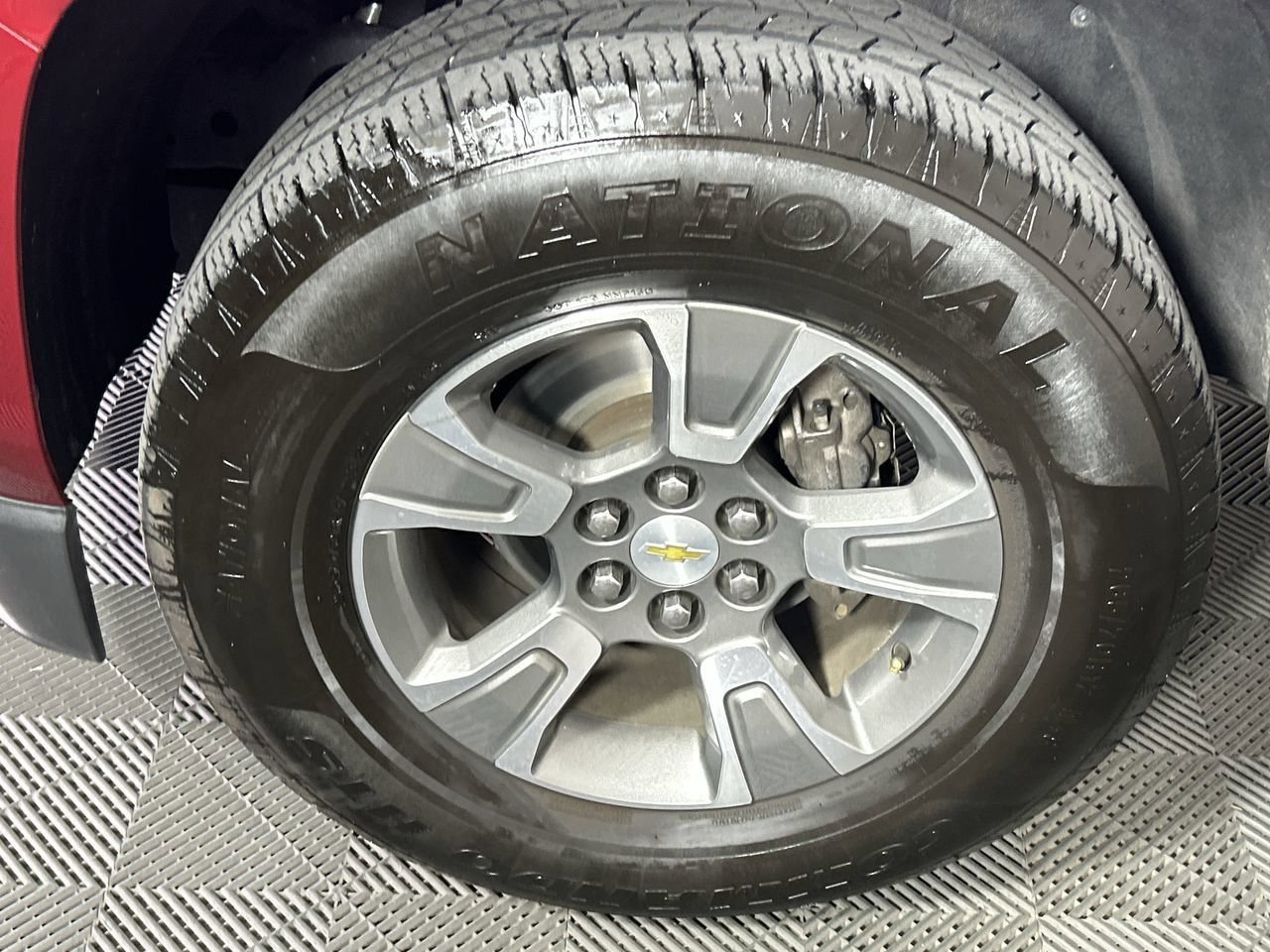 Used 2019 Chevrolet Colorado Z71 AWD/4WD image 9