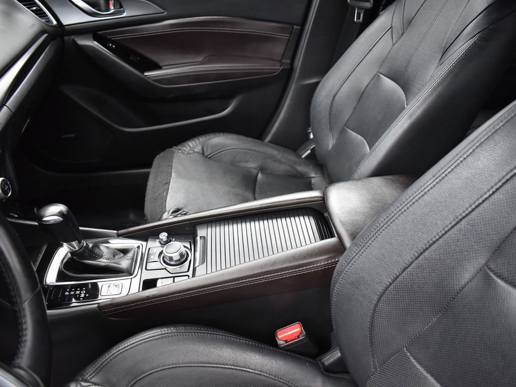 Used 2017 MAZDA MAZDA3 Grand Touring w/ Premium Equipment Package image 13