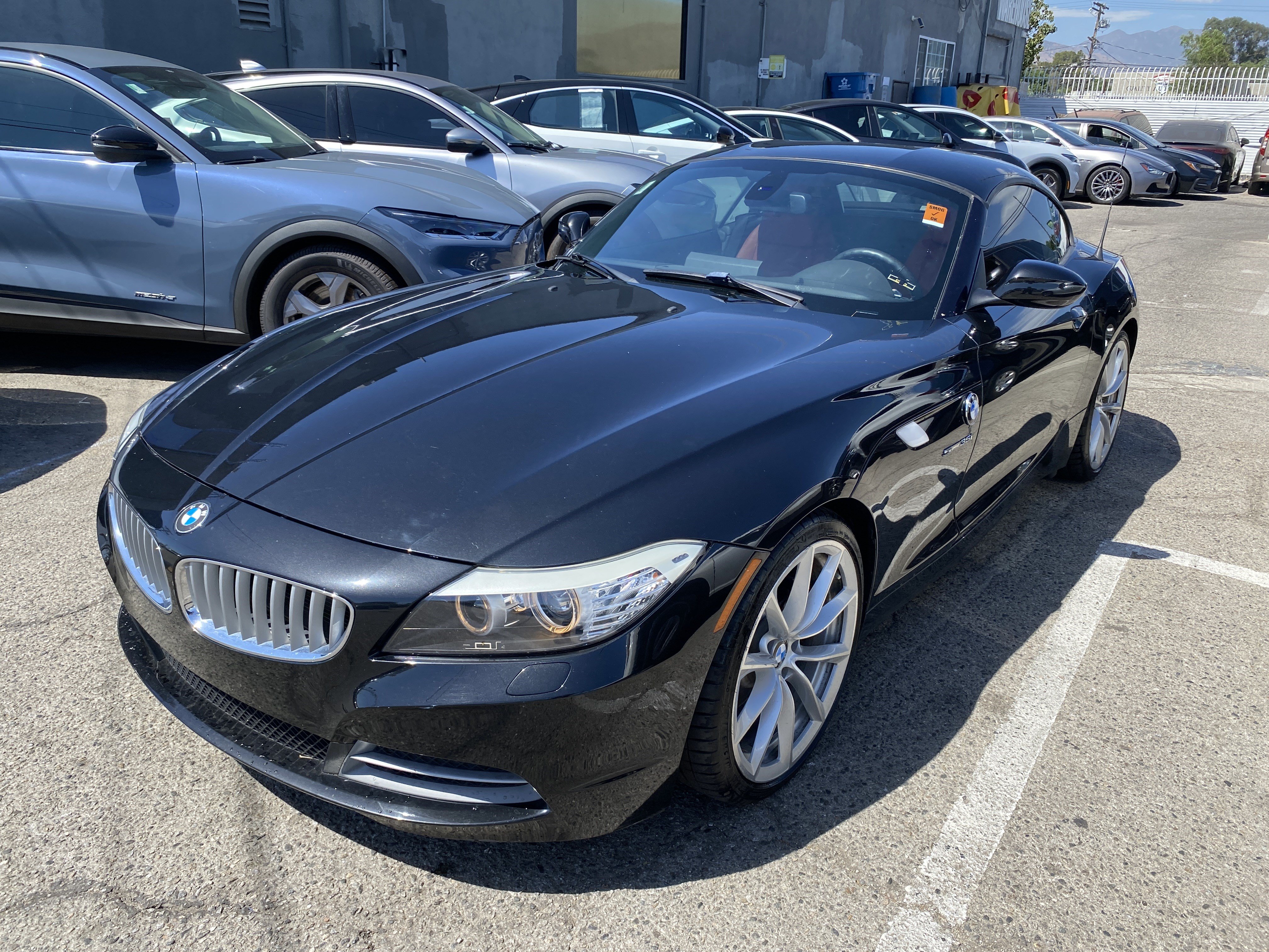 Used 2011 BMW Z4 sDrive35i RWD image 3