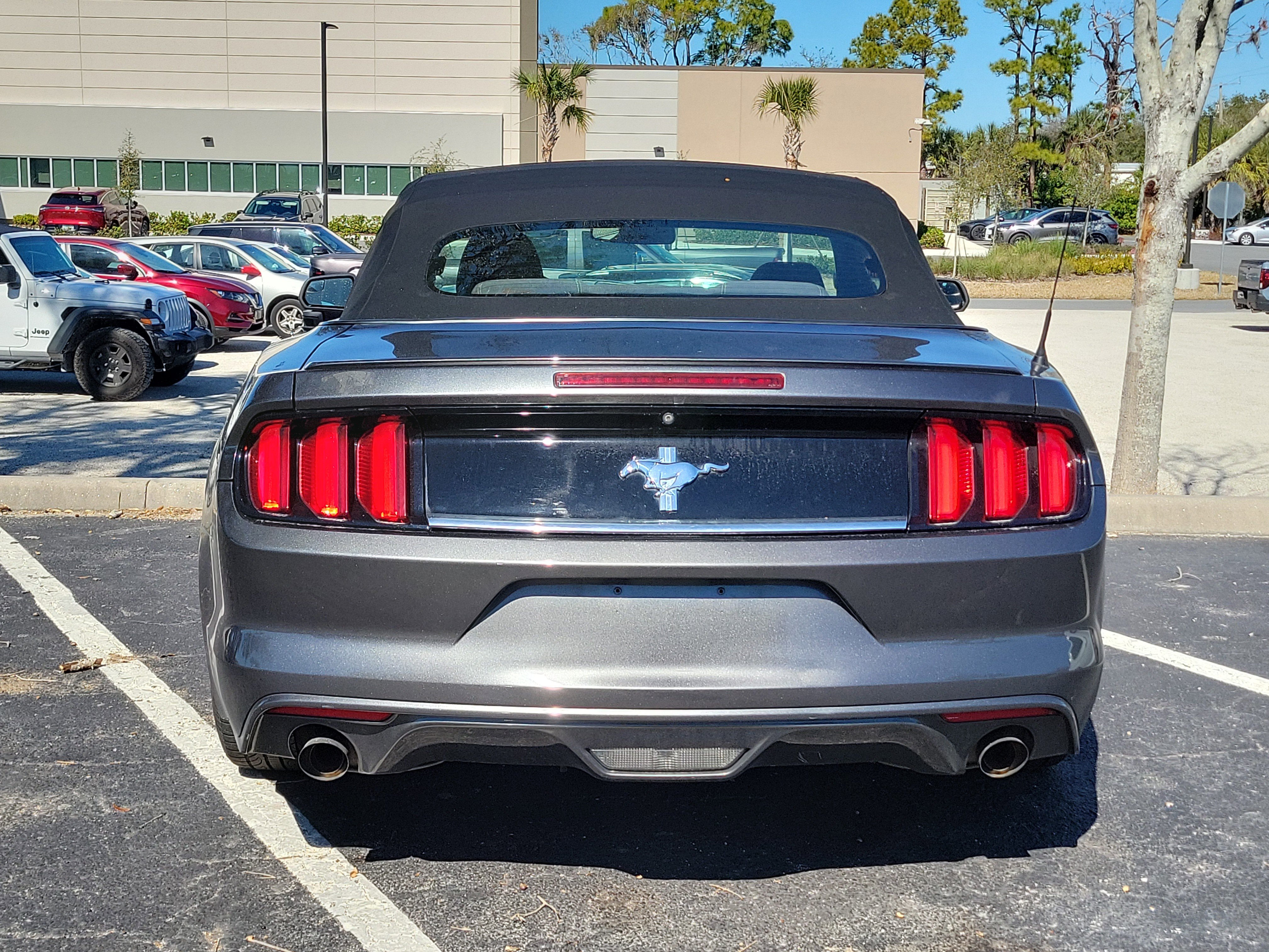 Used 2016 Ford Mustang Convertible w/ Equipment Group 051A RWD image 4