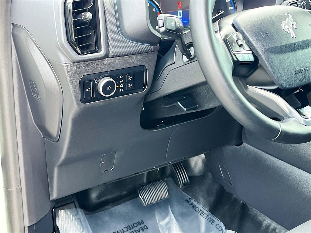 Used 2024 Ford Bronco Sport Badlands image 10