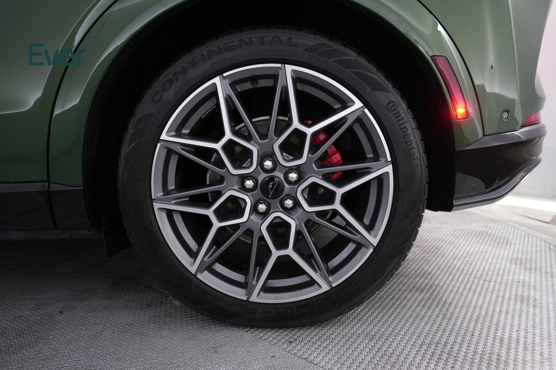 Used 2024 Ford Mustang Mach-E GT AWD/4WD image 9