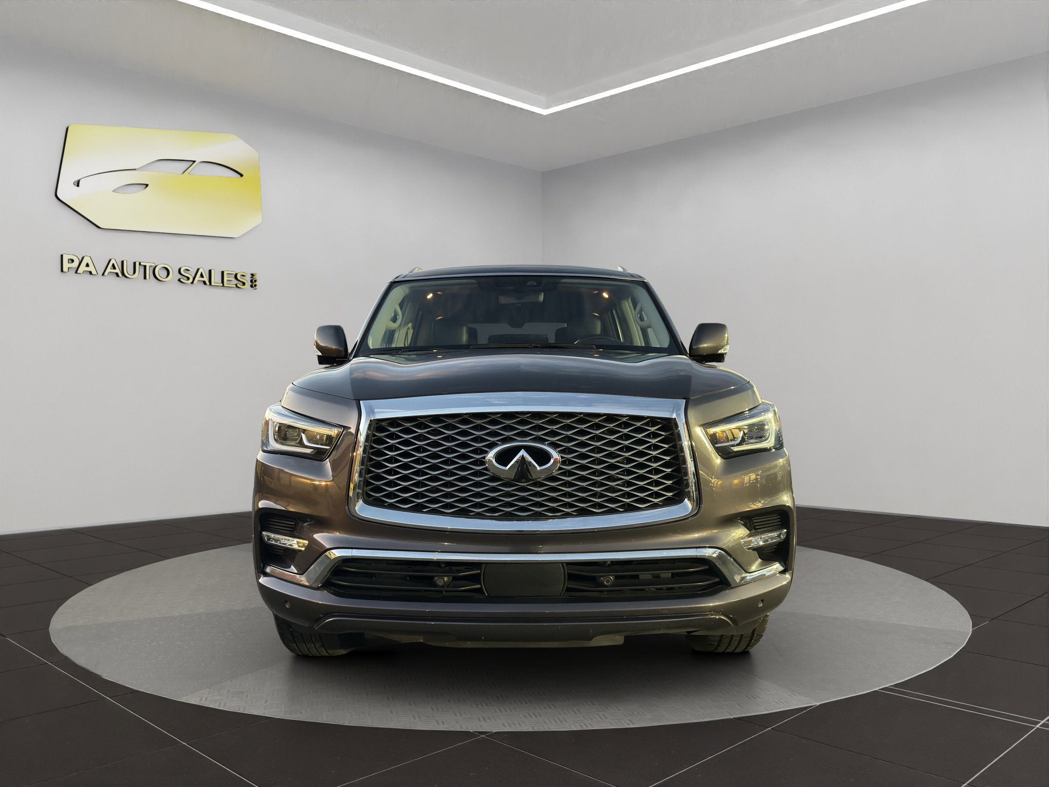 Used 2024 INFINITI QX80 Luxe image 2