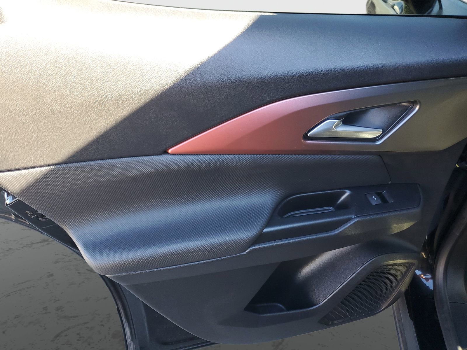 Used 2024 Chevrolet Equinox EV RS image 16