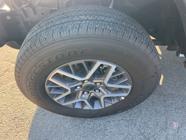Used 2025 Jeep Wrangler Unlimited Sahara AWD/4WD image 8