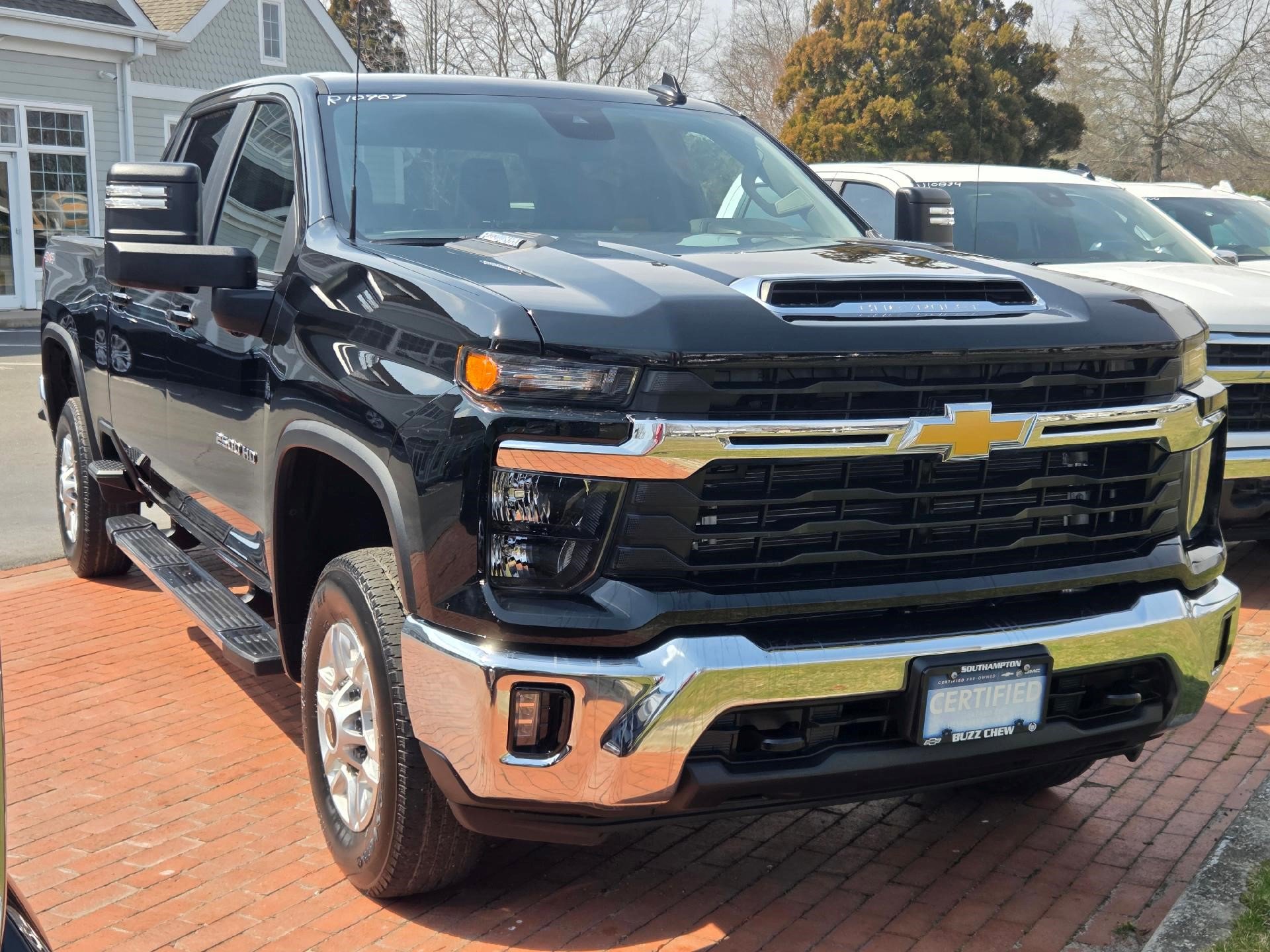 Certified 2025 Chevrolet Silverado 2500 LT w/ Convenience Package image 1