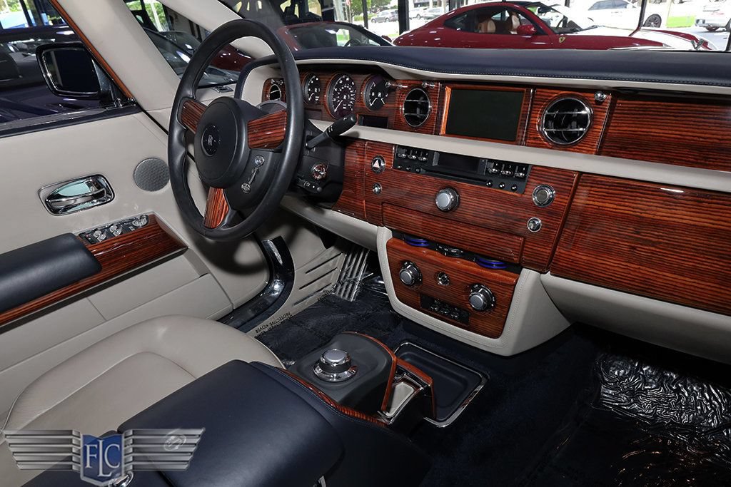 Used 2009 Rolls-Royce Phantom Coupe RWD image 21