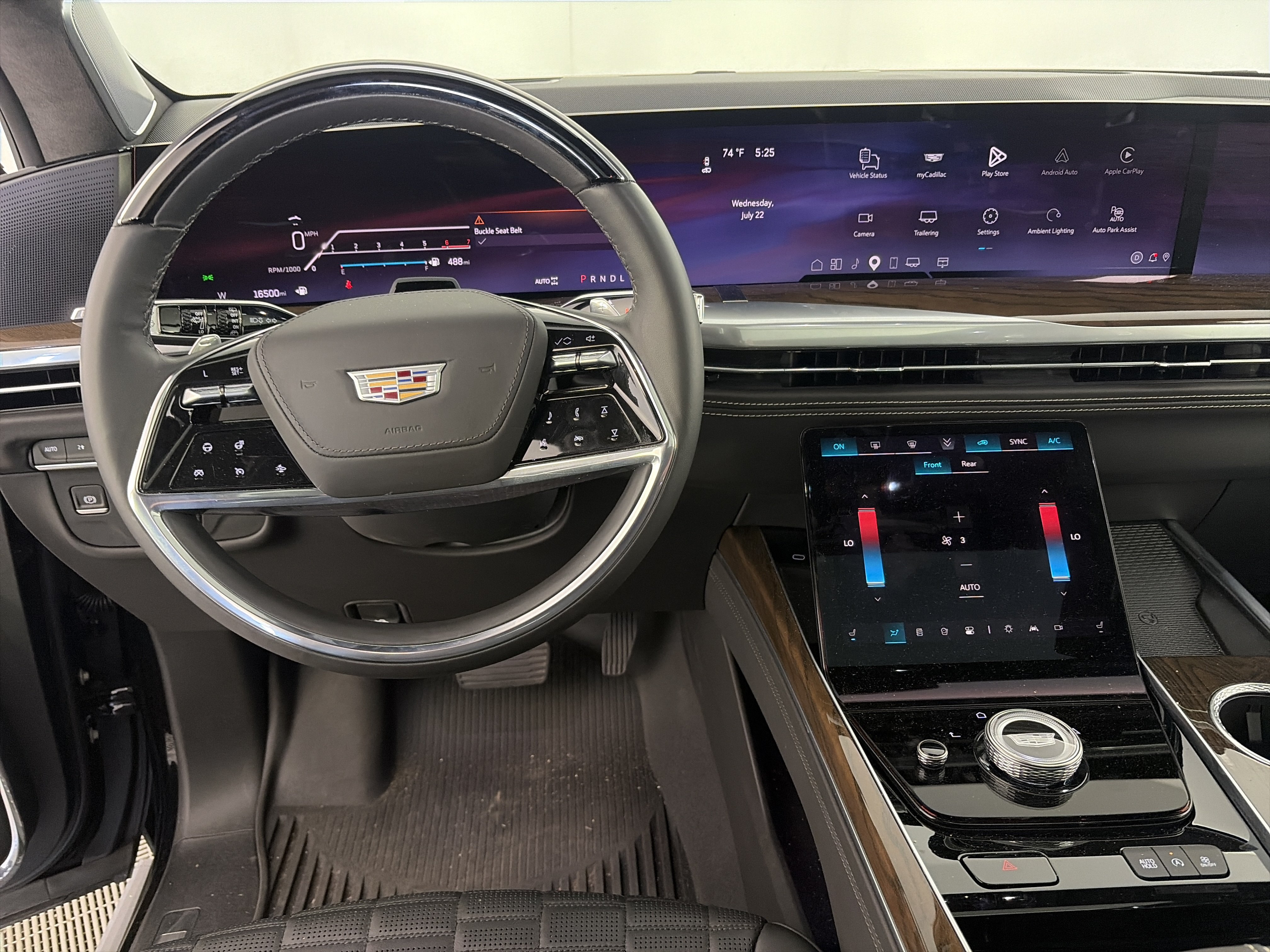 Certified 2026 Cadillac Escalade ESV Platinum Sport w/ LPO, ONYX Package AWD/4WD image 3