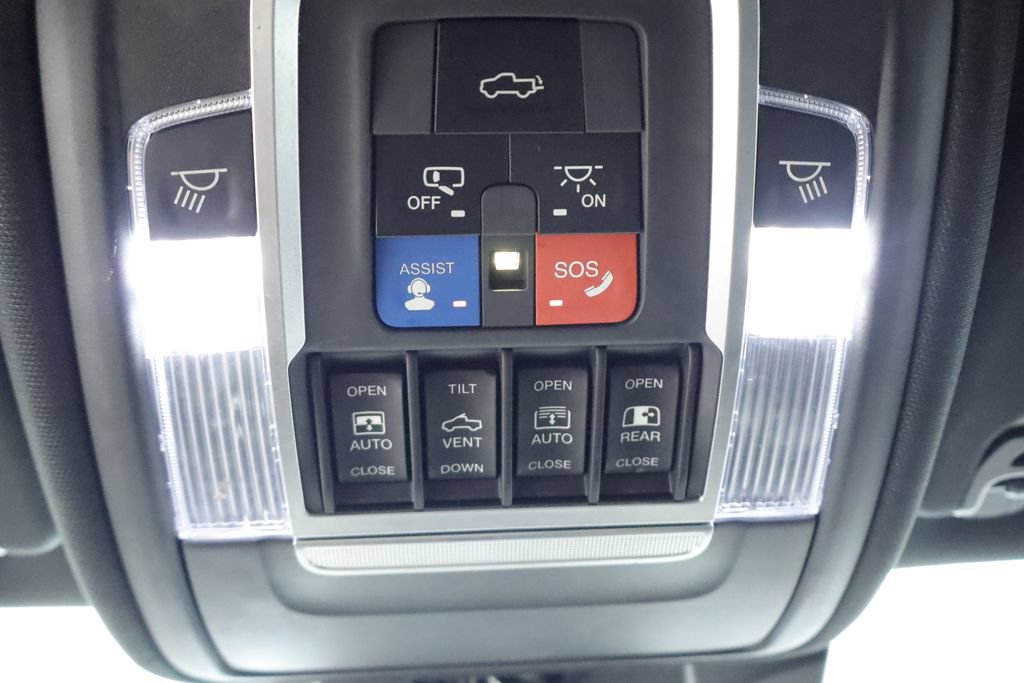 Used 2019 RAM 1500 Limited AWD/4WD image 30