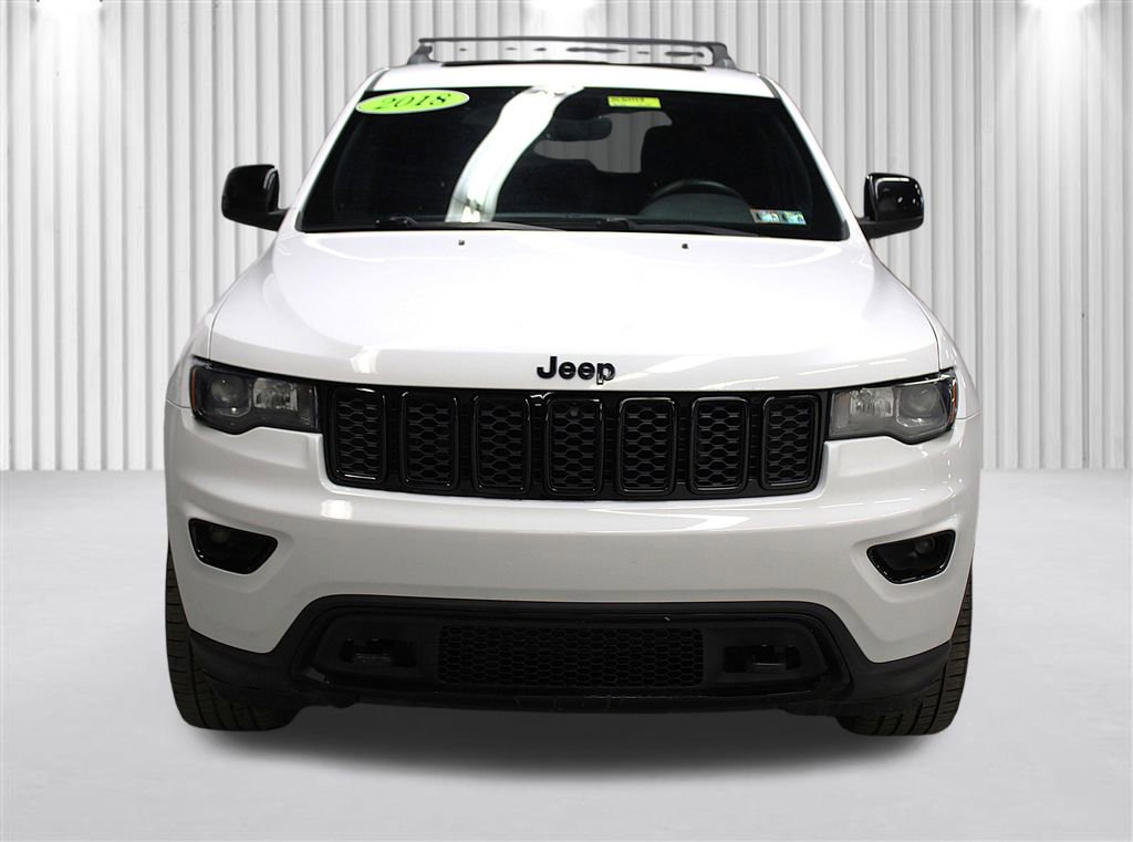 Used 2018 Jeep Grand Cherokee Laredo AWD/4WD image 43