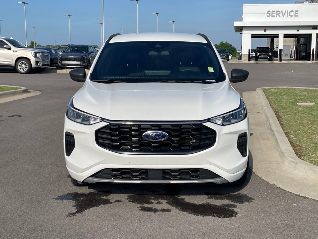 Used 2023 Ford Escape ST-Line w/ Tech Pack #1 image 2