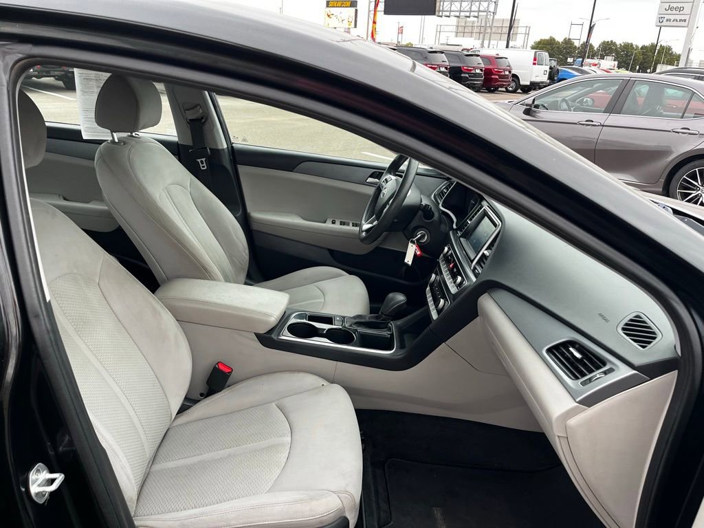 Used 2018 Hyundai Sonata SE image 41