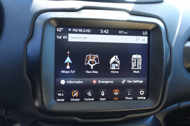 Used 2023 Jeep Renegade Altitude w/ Sun/Sound Group AWD/4WD image 26