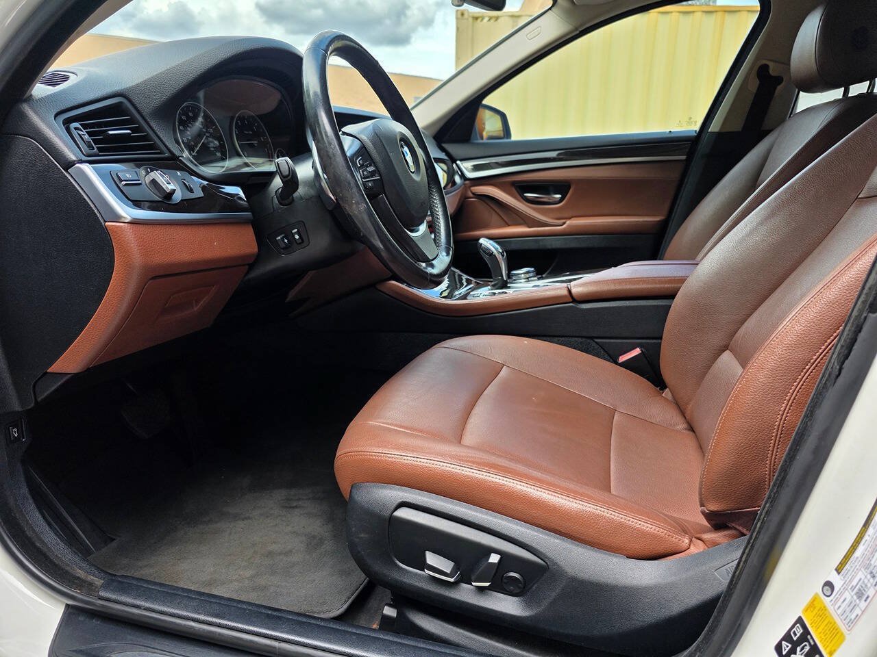 Used 2016 BMW 528i xDrive Sedan AWD/4WD image 12