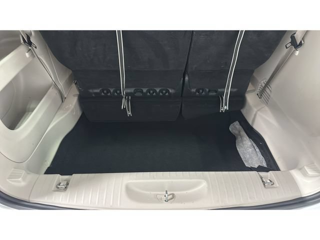 Used 2024 Chrysler Pacifica Touring-L FWD image 25