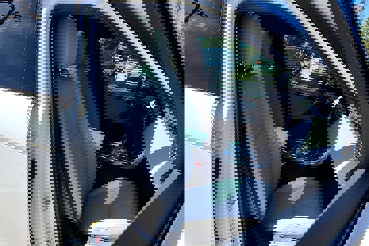 Used 2022 Land Rover Range Rover Evoque S image 9