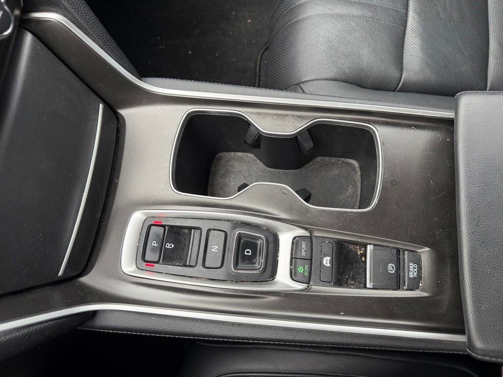Used 2022 Honda Accord Touring image 18